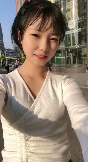 杨家湾嫩妹